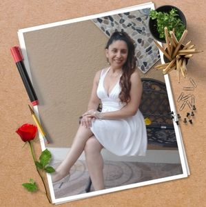 Meet your Posher, Yaneth